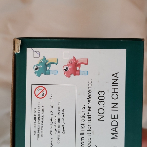 NEW Dinosaur bubble machine - Picture 3 of 5